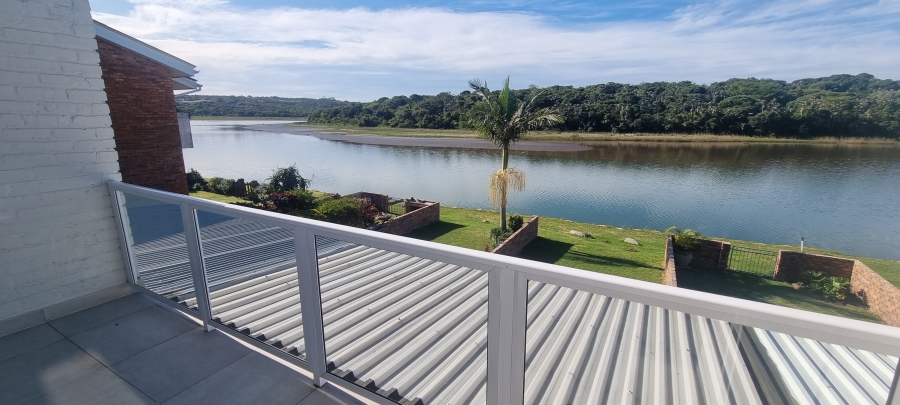 2 Bedroom Property for Sale in Beacon Bay Eastern Cape